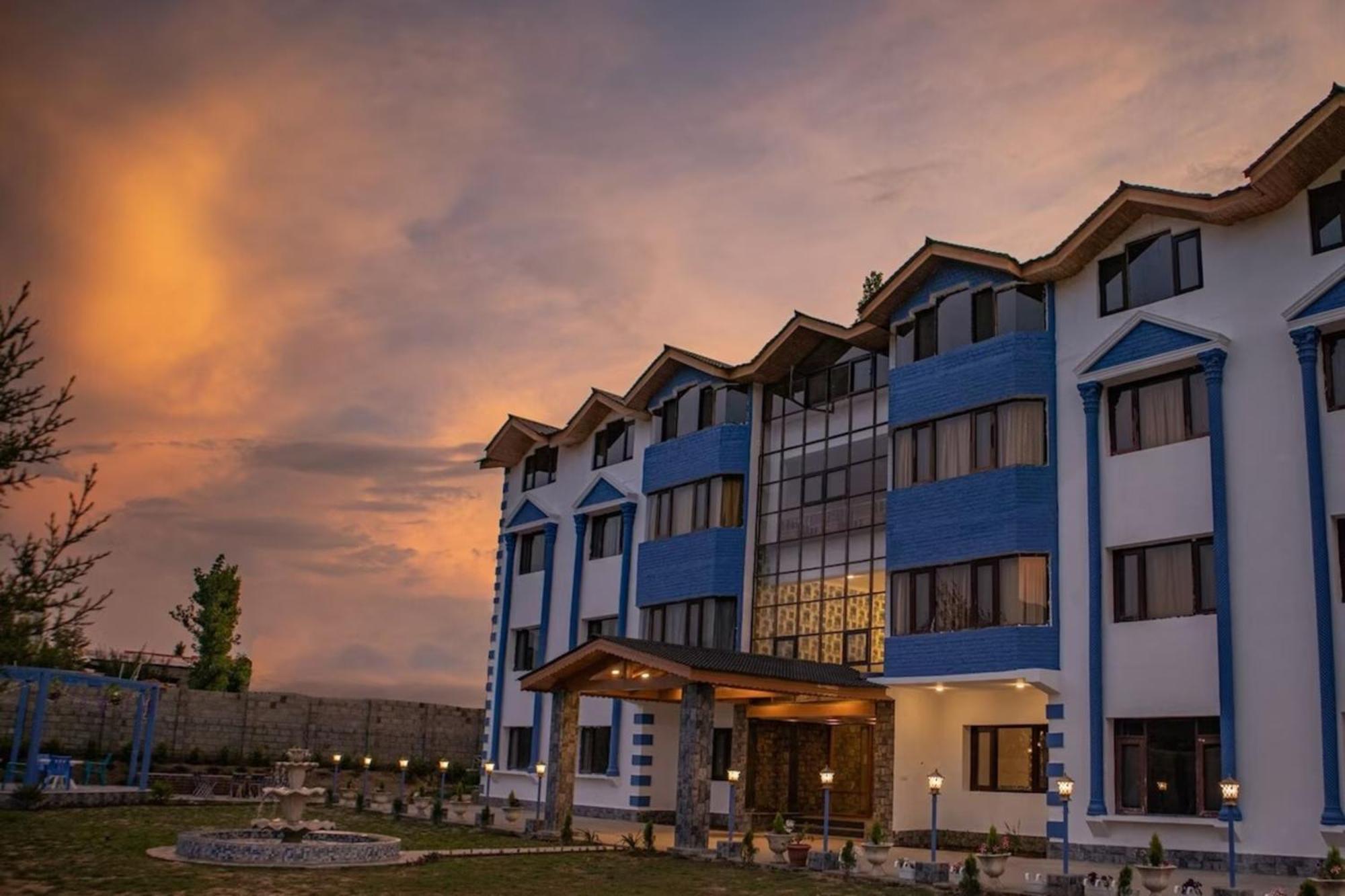 Echor Kashmir Holidays Resort Srinagar Dış mekan fotoğraf